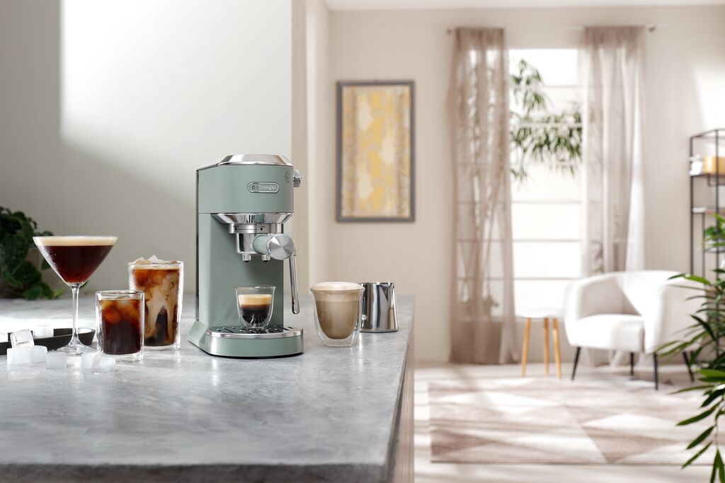 De’Longhi Dedica Duo Manual Espresso Machine, Green -  EC890.GR