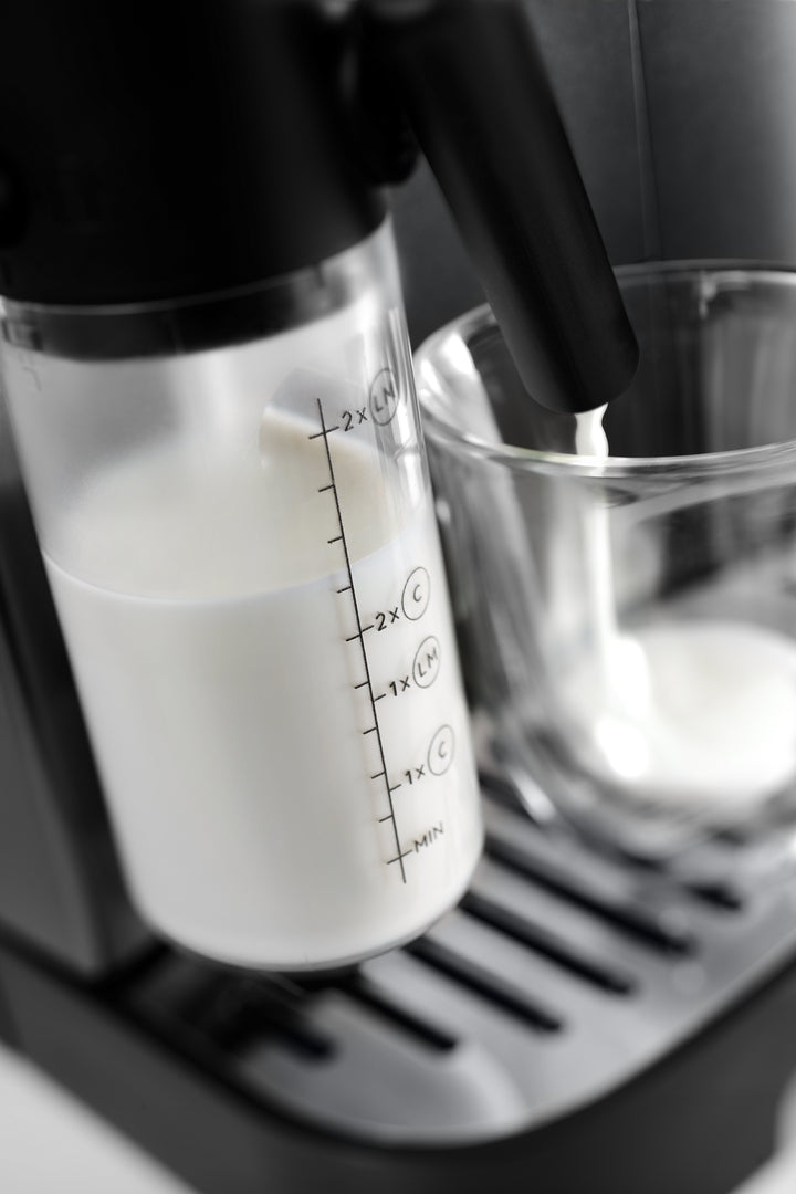 De'Longhi Magnifica Evo Fully Automatic Espresso Machine, Black, ECAM290.61.B